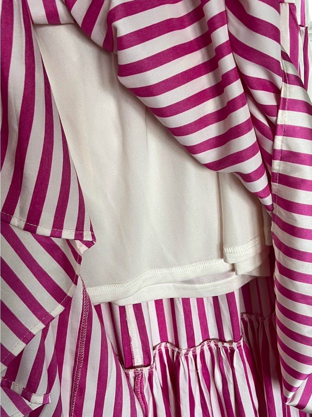 Serafina Single Shoulder Maxi Dress in Magenta Sz L - Picture 5 of 12